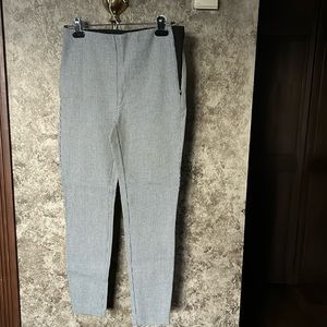 Women Loft-Size 0 petite Blk/Wht  houndstooth-Side zip- High waist skinny
